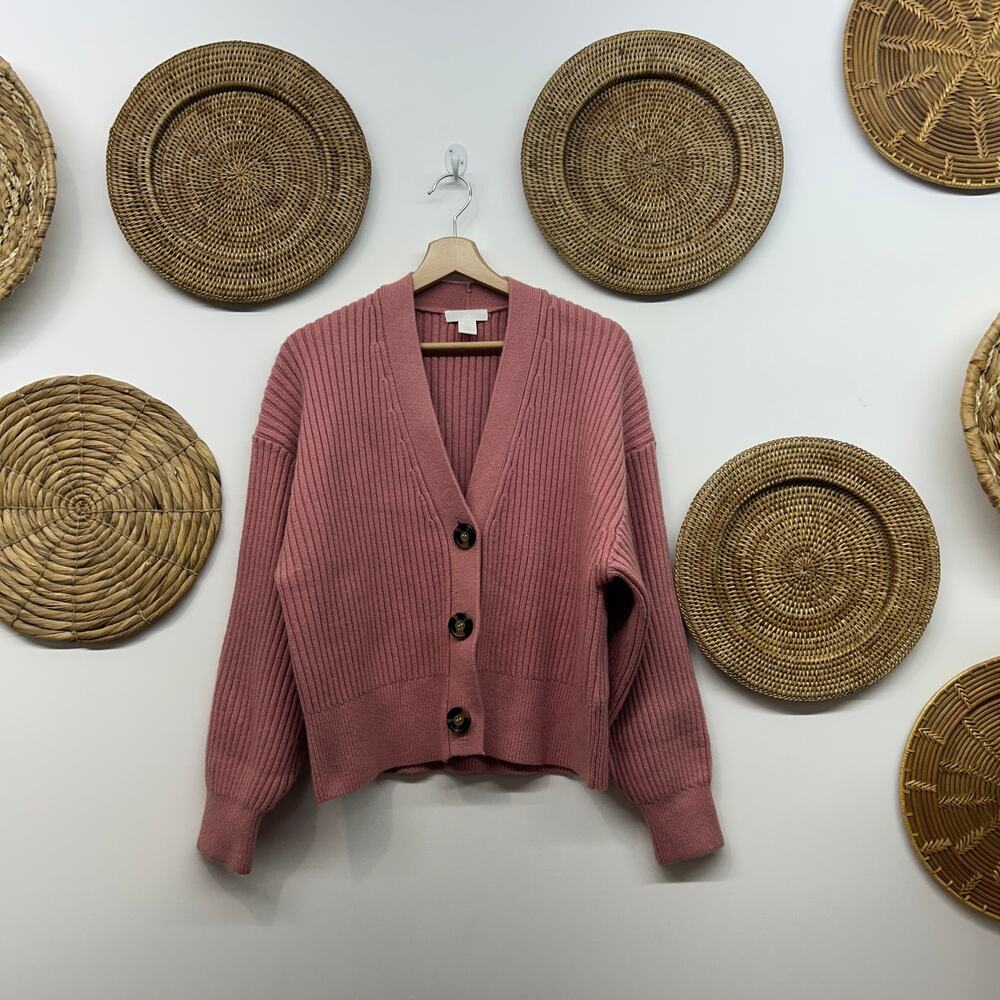 H&M Pink Cardigan Sweater Medium Ribbed Knit Button Up Cozy Layering